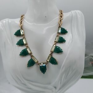 Stella And Dot Elegant Green Diamond Cut Statement Necklace 22 Inch N3635